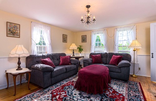 Weston Other | 3 bdrm Stillwater Farmhouse near 4 ski resorts