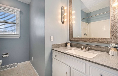 North Central Omaha House | 3 bds 1.5Ba