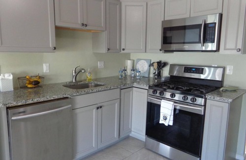 Mystic Island House | 3-bedroom vacation home 20 minutes from LBI, and 30 minute to Atlantic City.
