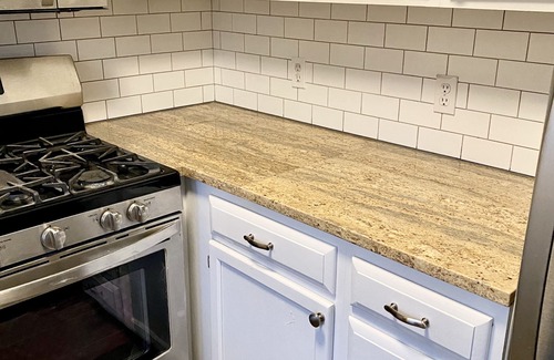 Teaticket House | 3 Bed 2 Bath - Fully Renovated SS Granite kitchen walk to beach Falmouth heights