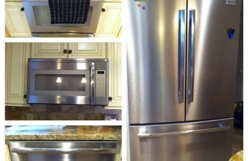Eastward Look House | 3 bed/2 bath home, walk to the beach! Aug 2-9 week available!