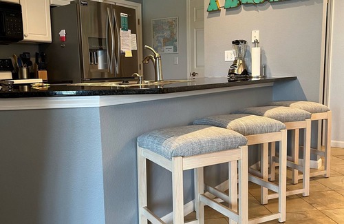 Lakeland Condo | 3 bed 2 bath Sleeps 8 Lakefront Main Channel views at the 1MM! 2 pools