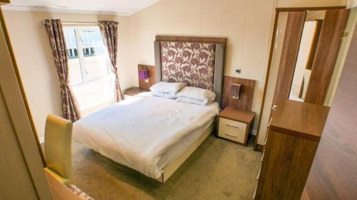 Exmouth Other | 3 Bed 2 Bathroom Super Lodge! Sea Views!