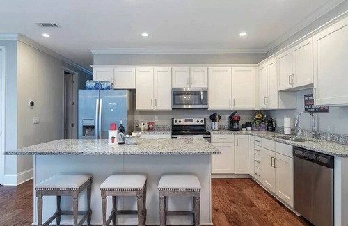 Oxford Condo | 3 bed/3.5 bath condo perfect for the whole family