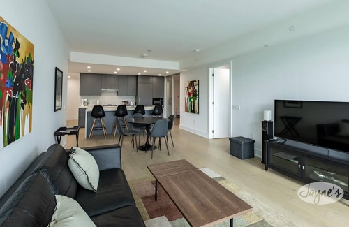 Midtown Toronto Condo | 3 bed 3 bath Condo, Central Toronto