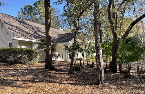 Indigo Run House | 3 bed/3 bath single family home Hilton Head Island. Folly Field beach -3 mi