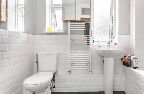 Finchley Apartment | 3 bed apartment located in the heart of Finchley