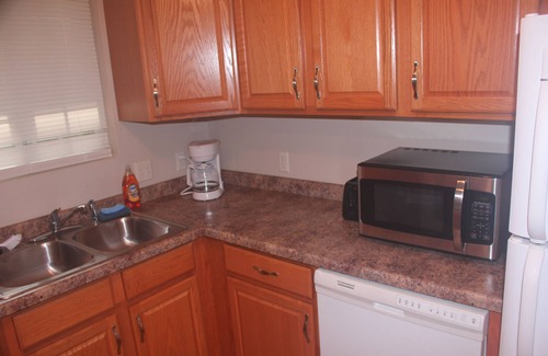 Suamico Condo | 3 bed condo