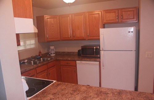 Suamico Condo | 3 bed condo