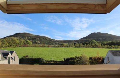 Melrose Apartment | 3 Bed Cottage, Melrose-Log Burner and Eildon Views