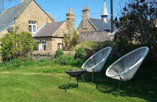 Sunderland House | 3 Bed Cottage-Sleeps 6-Country Views-Pet friendly