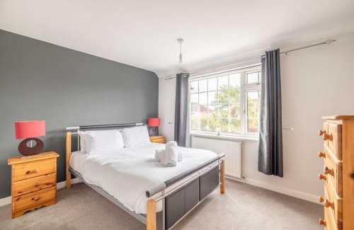 Windsor House | 3-Bed Family Home with Parking & Large Garden