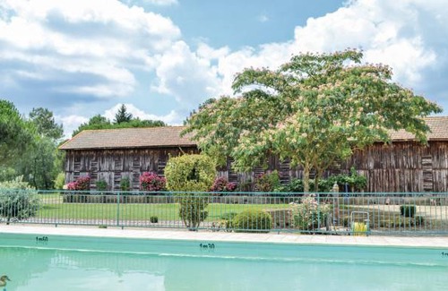 Saint-Pierre-d'Eyraud House | 3 bedroom accommodation in St Pierre d'Eyraud