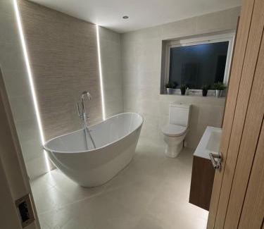 Frampton Apartment | 3 Bed home in Lincolnshire