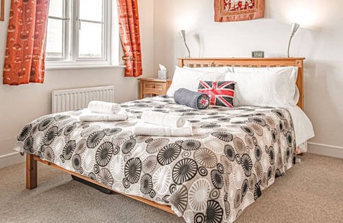 Nailsworth House | 3 Bed House in Nailsworth with Sunny Garden!