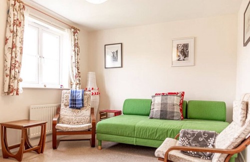 Nailsworth House | 3 Bed House in Nailsworth with Sunny Garden!