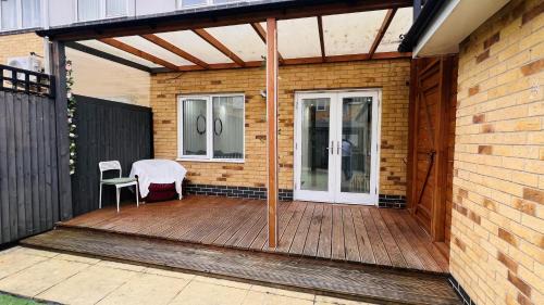Yeading House | 3-Bed House in Northolt
