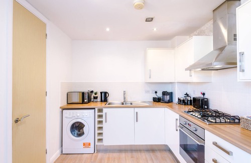 Manchester House | 3 Bed House Manchester by MCR Dens