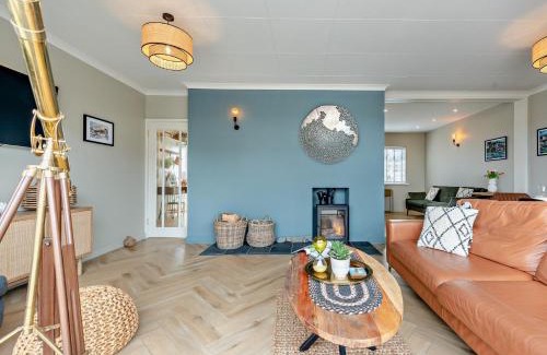 Aberaeron House | 3 Bed in Aberaeron 88788