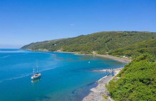 Aberdovey House | 3 Bed in Aberdovey DY033