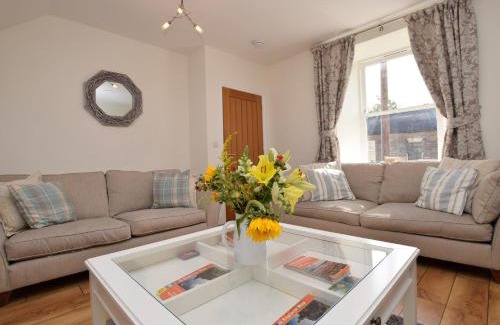 Belford House | 3 Bed in Bamburgh 76672