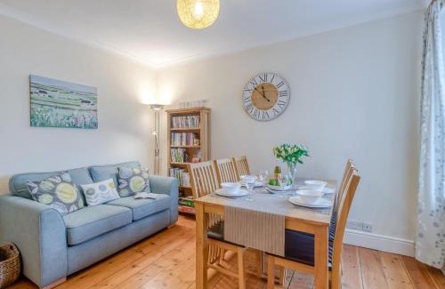 Barnstaple House | 3 Bed in Barnstaple 77506