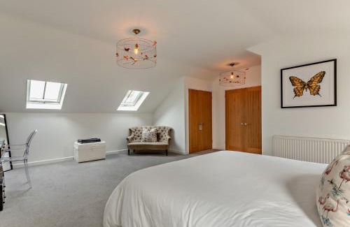 Barnstaple House | 3 Bed in Barnstaple 87116
