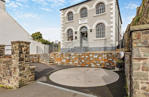 Barnstaple House | 3 Bed in Barnstaple 87116