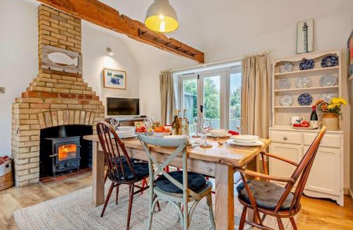 New Forest District House | 3 Bed in Beaulieu Heath NFL82