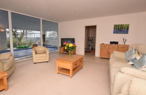 Westleigh House | 3 Bed in Bideford BYBUR