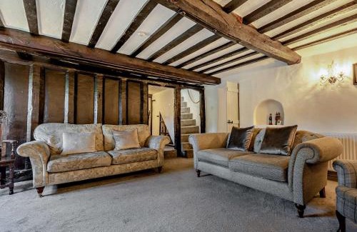 Kingswear House | 3 Bed in Bishops Tawton 75872