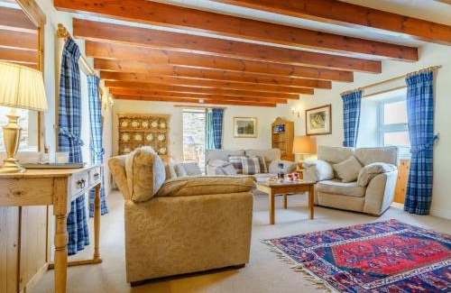 Hunstanworth House | 3 Bed in Blanchland CN195