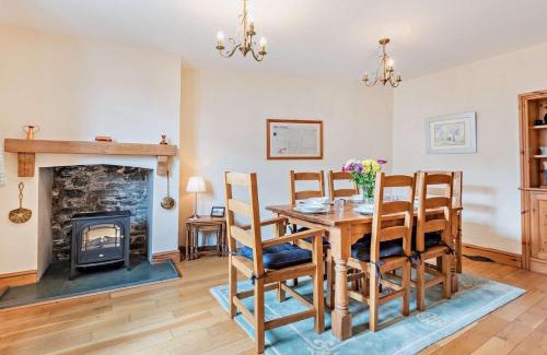 Braithwaite House | 3 Bed in Braithwaite SZ153
