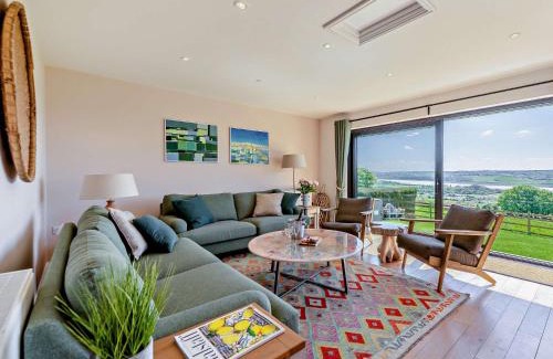 Barnstaple House | 3 Bed in Braunton 53109