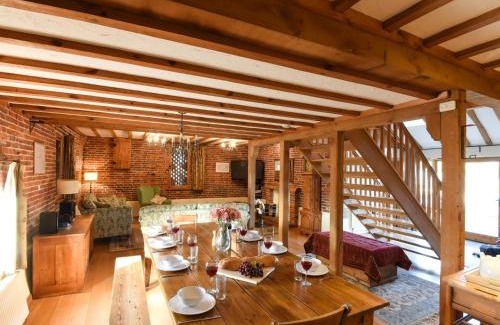 Melton Constable House | 3 Bed in Briston KT187