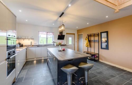 Holsworthy House | 3 Bed in Bude 80601