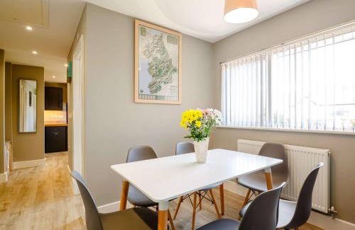 Fairbourne House | 3 Bed in Fairbourne 86841