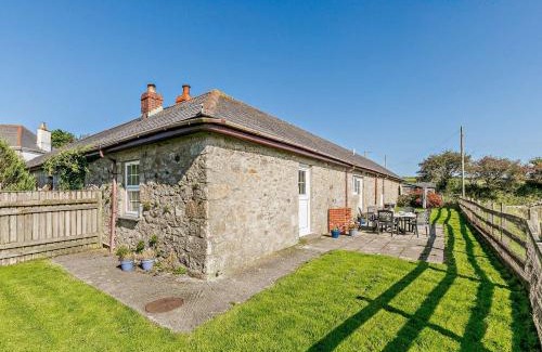 Helford Passage House | 3 Bed in Falmouth CONSW