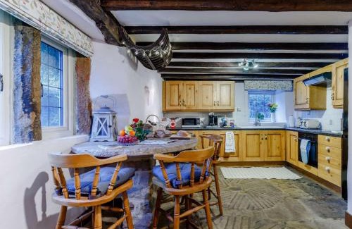 Crich House | 3 Bed in Fritchley 85797