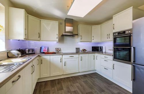 Hartland House | 3 Bed in Hartland 51790