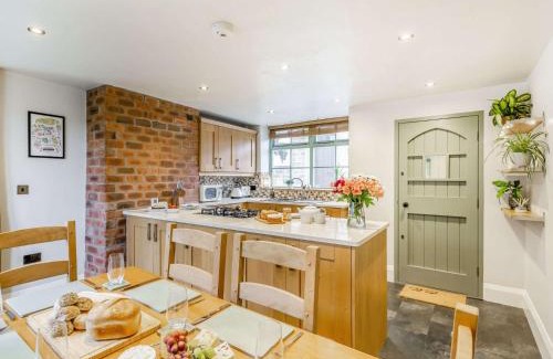 Haworth House | 3 bed in Haworth 89528