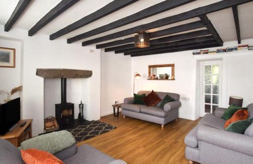 Nefyn House | 3 Bed in Nefyn 55571