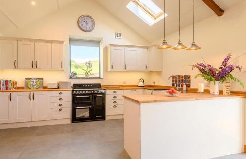 Margam House | 3 bed in Pontardawe 88346