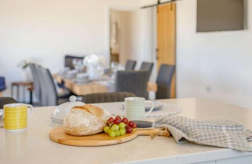 Redruth House | 3 Bed in Porthtowan 88102