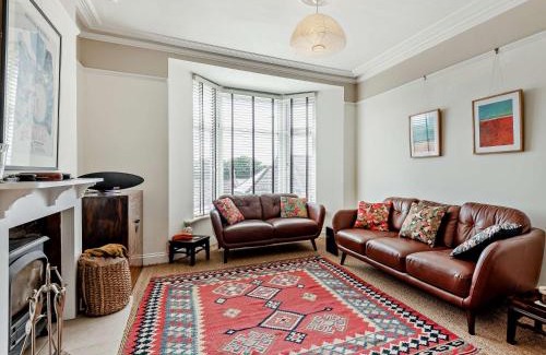 Portland House | 3 Bed in Portland DC031