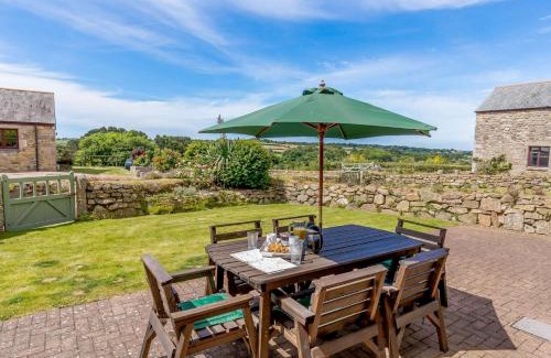 Saint Erth Praze House | 3 Bed in Praa Sands 36259
