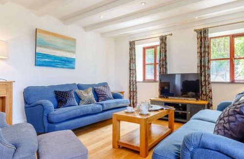 Saint Erth Praze House | 3 Bed in Praa Sands 36259