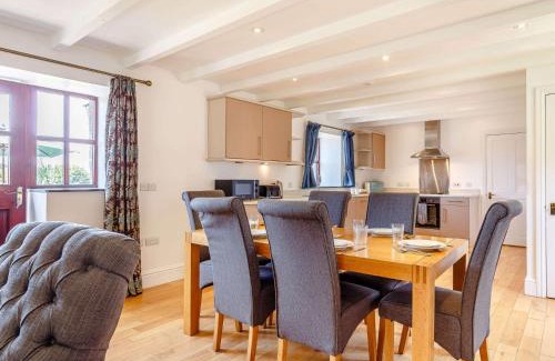 Saint Erth Praze House | 3 Bed in Praa Sands 36259