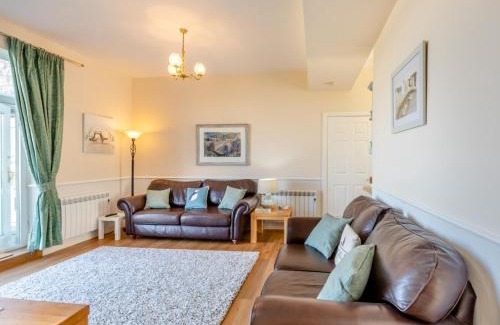 Seahouses Apartment | 3 Bed in Seahouses 90727