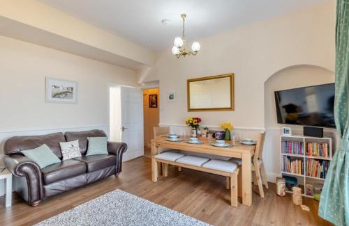 Seahouses Apartment | 3 Bed in Seahouses 90727